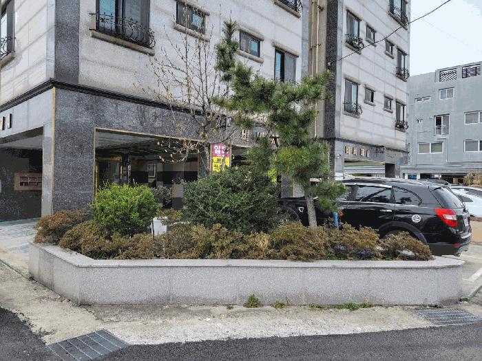 법원경매 2025타경11447 사진2 | 울산 울주군 서생면 진하리 423-18 다가구주택 경매