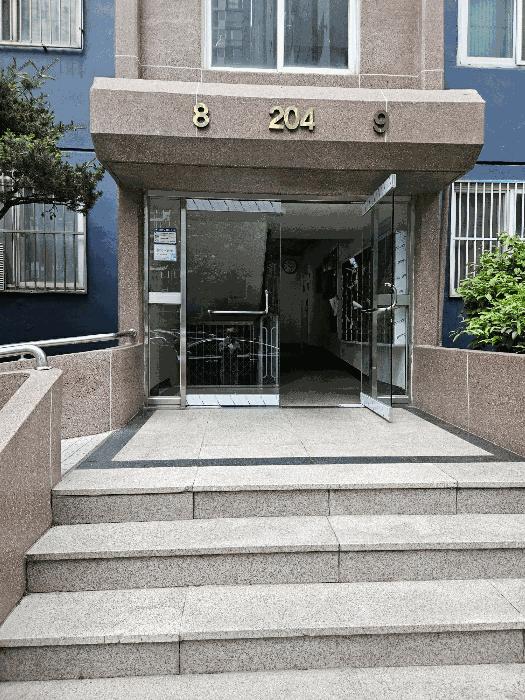 부산광역시 사하구 신평동 425 한신아파트 204동 18층1809호 법원경매 물건 대표사진