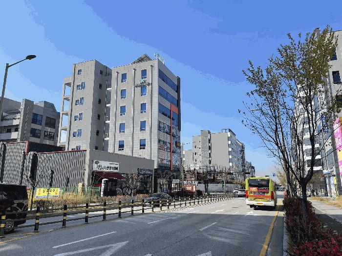 전북특별자치도 전주시 덕진구 만성동 1263-4 청옥빌딩 1동 2층 202호 법원경매 물건 대표사진