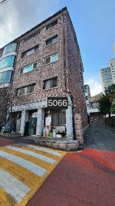 법원경매 2025타경5066 사진5 | 부산 수영구 망미동 880-37 다세대주택 경매