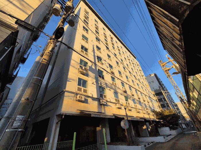 서울특별시 영등포구 영등포동1가 144 헤렌어반 제3층 제317호 법원경매 물건 대표사진