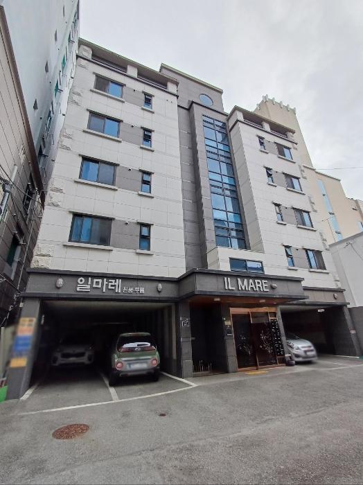부산광역시 서구 구덕로285번길 20-5, 4층401호 (서대신동1가,일마레) · 지번주소: 부산광역시 서구 서대신동1가 54-7 법원경매 물건 대표사진