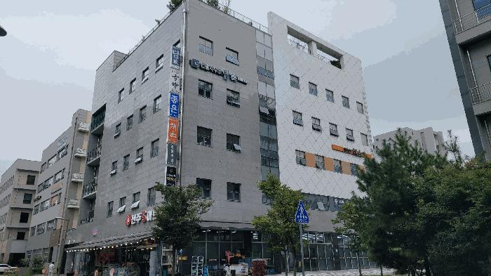 2025타경31737 법원경매 사진2 | 전주 덕진구 근린상가 경매