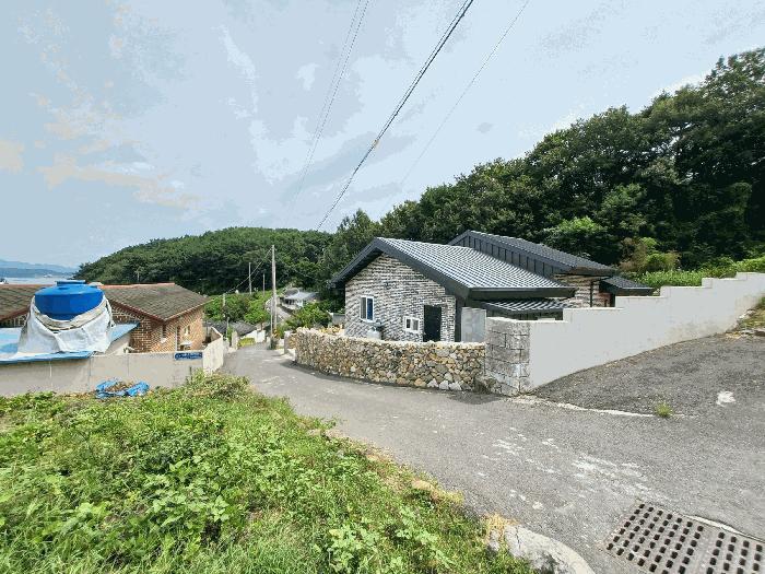 2025타경31085 법원경매 사진5 | 경남 남해군 주택건물 경매