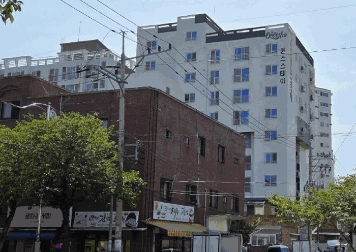 경상남도 창원시 진해구 충의동 4-1 퀸스테이트 2층 202호 법원경매 물건 대표사진