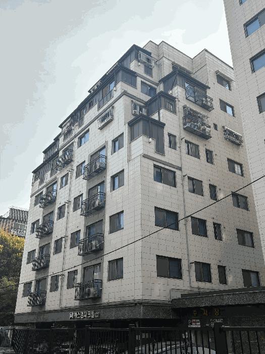 서울특별시 강서구 공항동 1377 에스엠파크빌 제102동 제3층 제302호 법원경매 물건 대표사진