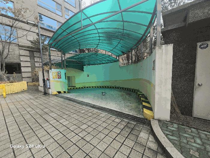 법원경매 2025타경52345 사진8 | 서울 은평구 녹번동 91-7 시니어캐슬 클라시온 노유자시설 경매