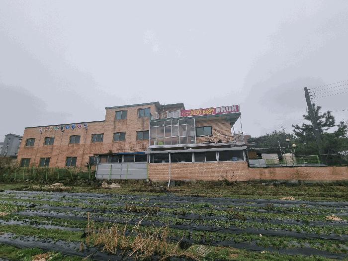 2025타경682 법원경매 사진2 | 충북 충주시 노유자시설 경매