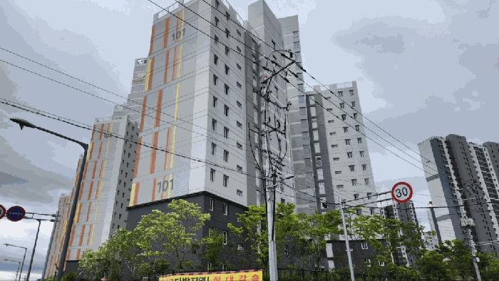 전북특별자치도 익산시 송학동 902 송학크레지움캐슬 101동 2층201호 법원경매 물건 대표사진