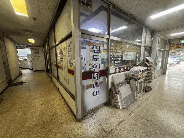 법원경매 2025타경11851 사진3 | 서울 구로구 구로동 74-30 근린상가 경매