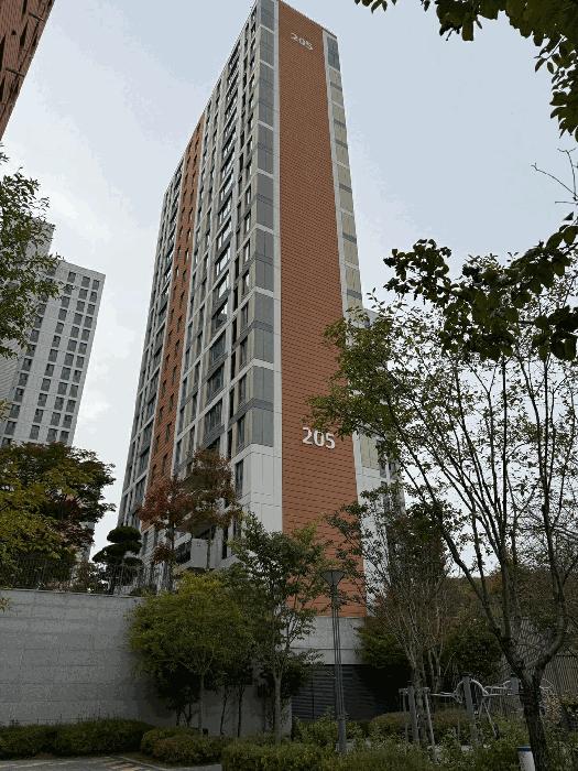 경기 용인시 처인구 남사읍 완장리 945 이편한세상용인 아파트 사진 2