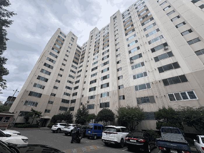 대구광역시 달서구 이곡동 1194-2 성서창신맨션 202동 12층1207호 법원경매 물건 대표사진