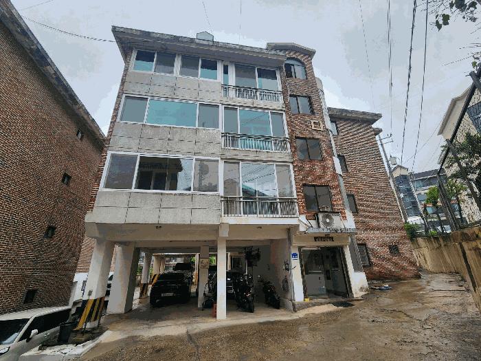경기도 남양주시 진접읍 내각리 241-3 대궐빌라 다동 3층302호 법원경매 물건 대표사진