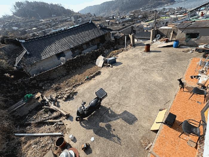 2025타경52527 법원경매 사진2 | 전남 여수시 단독주택 경매