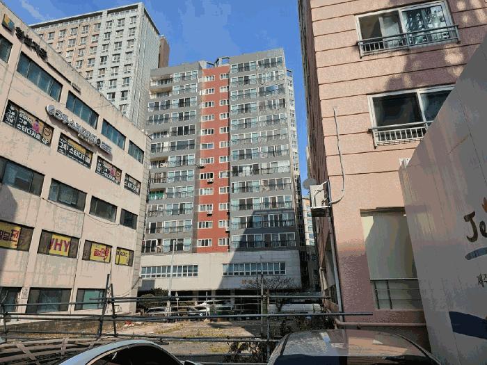 제주특별자치도 제주시 노형동 904-7 노형아모르빌아파트 11층1102호 법원경매 물건 대표사진