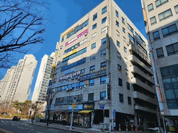 경기도 고양시 일산서구 주엽동 115-1 일산시대프라자 지하1층비101호 법원경매 물건 대표사진