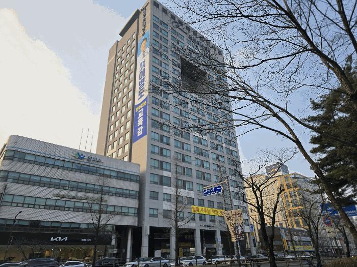 충청남도 천안시 신부동 494-1 삼부르네상스홈 4층402호 법원경매 물건 대표사진