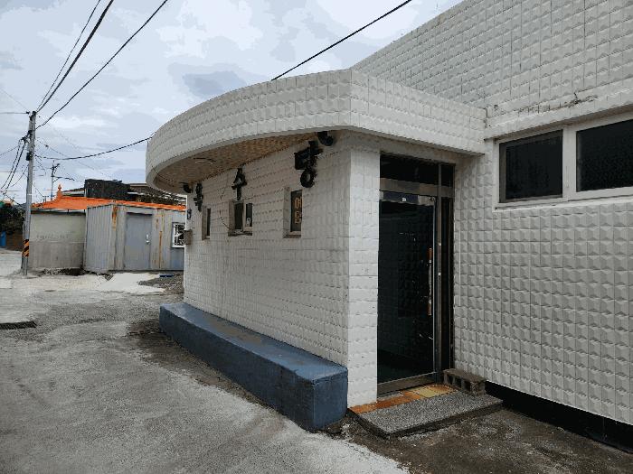 법원경매 2025타경22122 사진8 | 거제시 거제면 동상리 635-1 목욕시설 경매