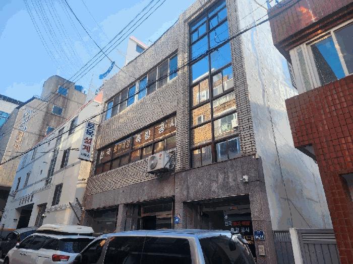 2025타경22227 법원경매 사진2 | 경남 통영시 근린주택 경매