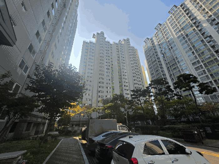 경기도 안산시 단원구 원곡동 937 안산8차푸르지오아파트 810동 18층1802호 법원경매 물건 대표사진