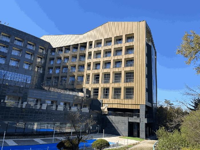 강원특별자치도 평창군 대관령면 횡계리 245-66 라마다호텔앤스위트강원평창 1(호텔)동 1층씨-110호 법원경매 물건 대표사진
