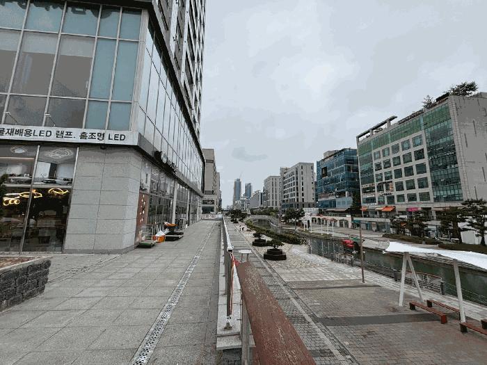 인천광역시 서구 청라동 167-23 청라월드메르디앙커낼웨이 3층301호 법원경매 물건 대표사진